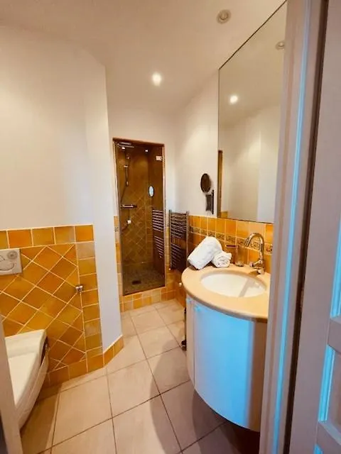 Appartement Les Pieds Dans L Eau 그리모
