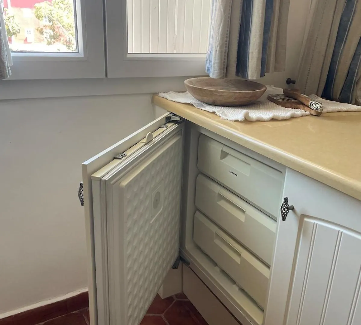 Appartement Les Pieds Dans L Eau Grimaud France